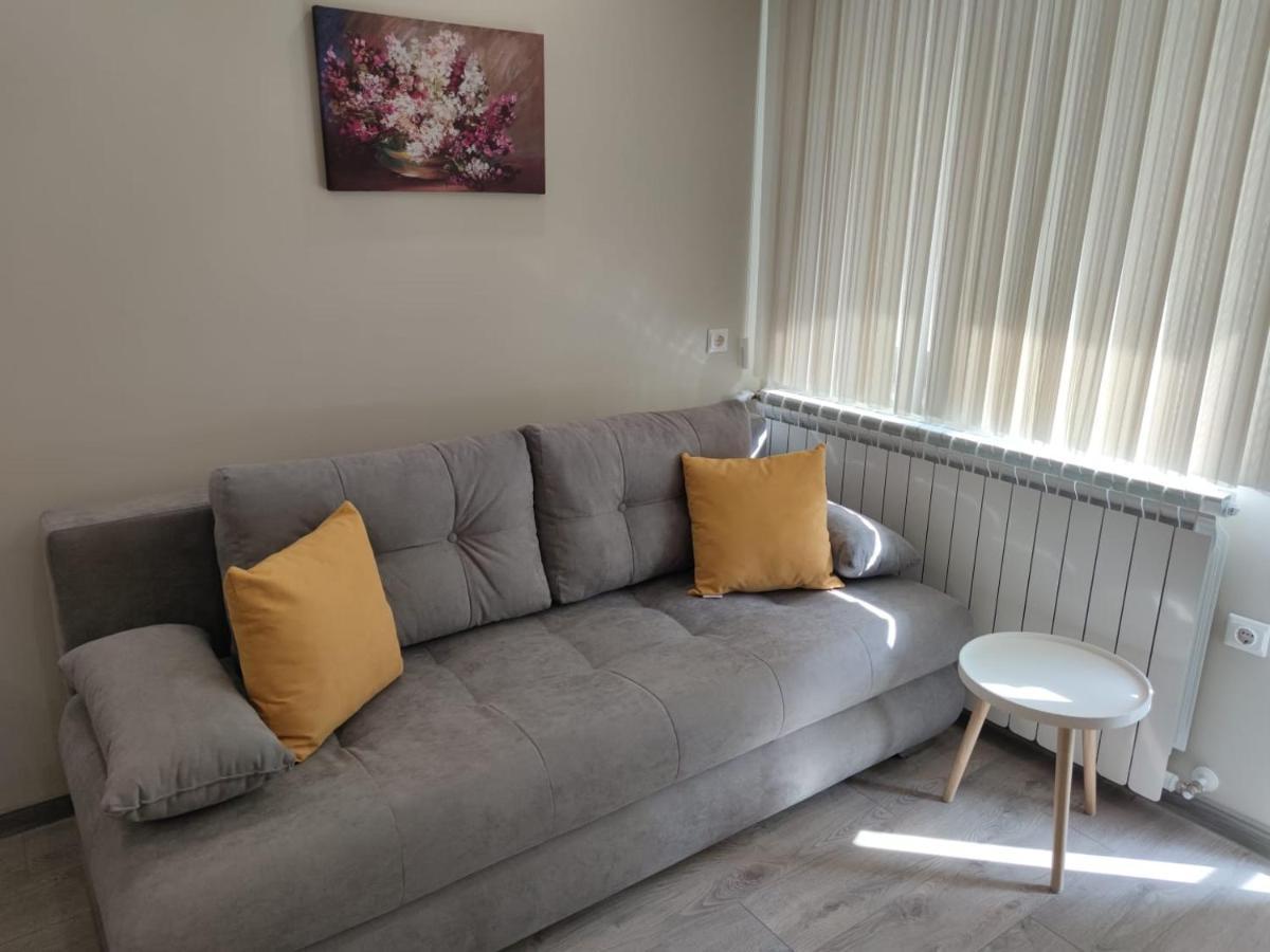 דובריץ Flowers Apartment מראה חיצוני תמונה