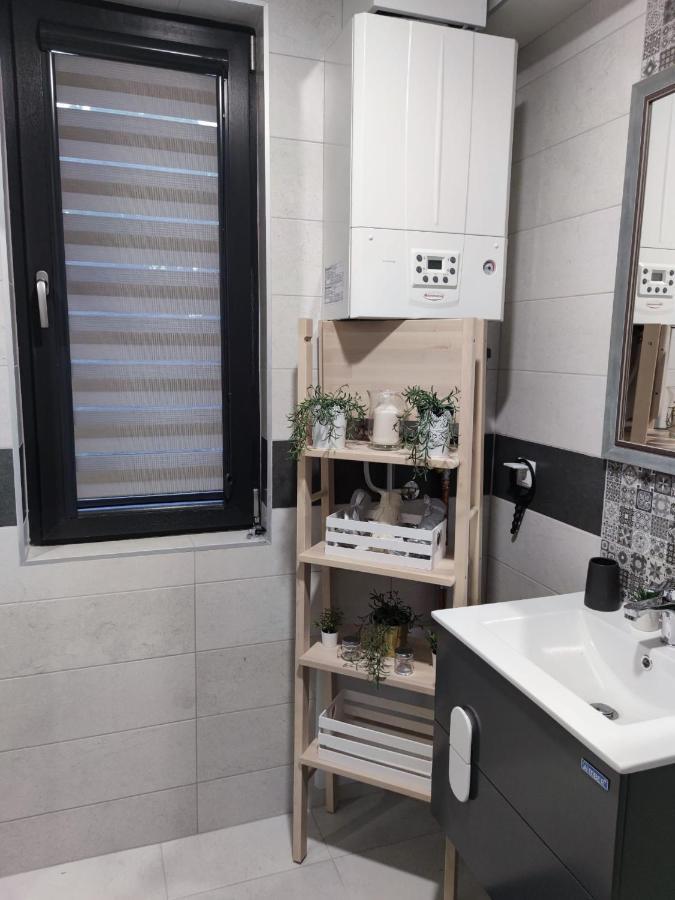 דובריץ Flowers Apartment מראה חיצוני תמונה
