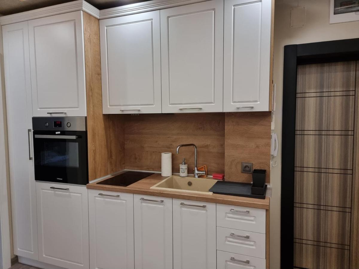 דובריץ Flowers Apartment מראה חיצוני תמונה