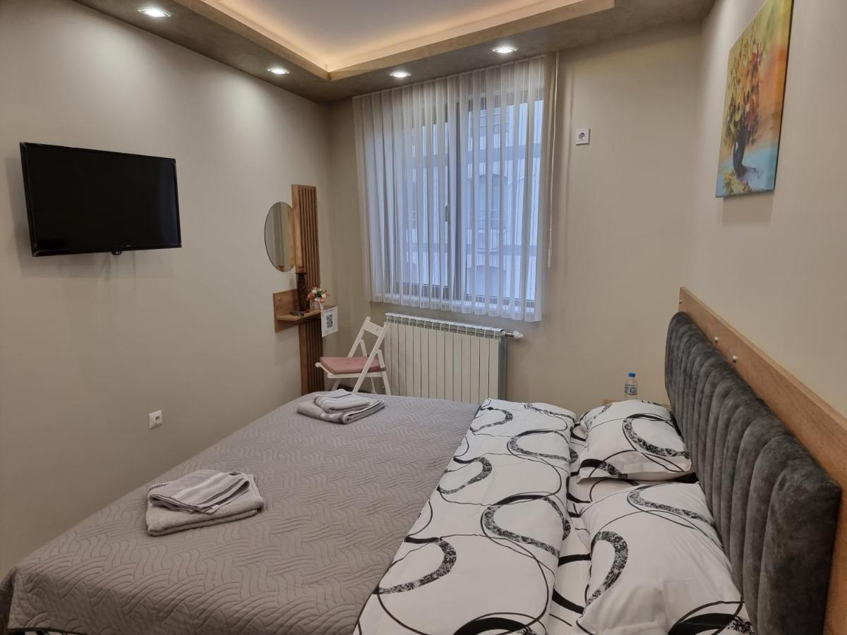דובריץ Flowers Apartment מראה חיצוני תמונה