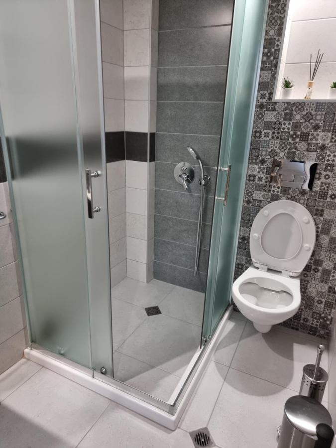 דובריץ Flowers Apartment מראה חיצוני תמונה